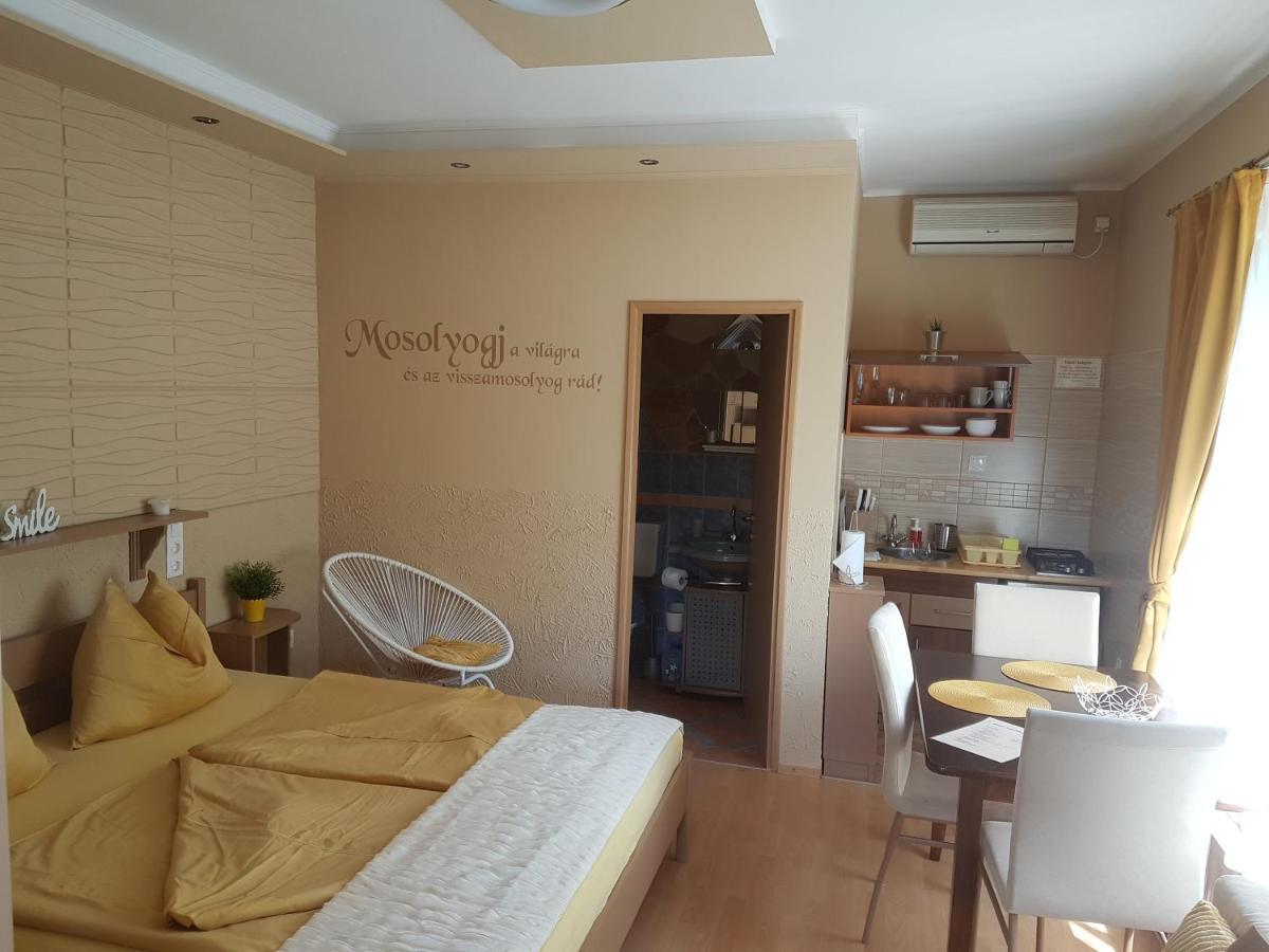 Rozsa Apartman Alsóörs Екстериор снимка