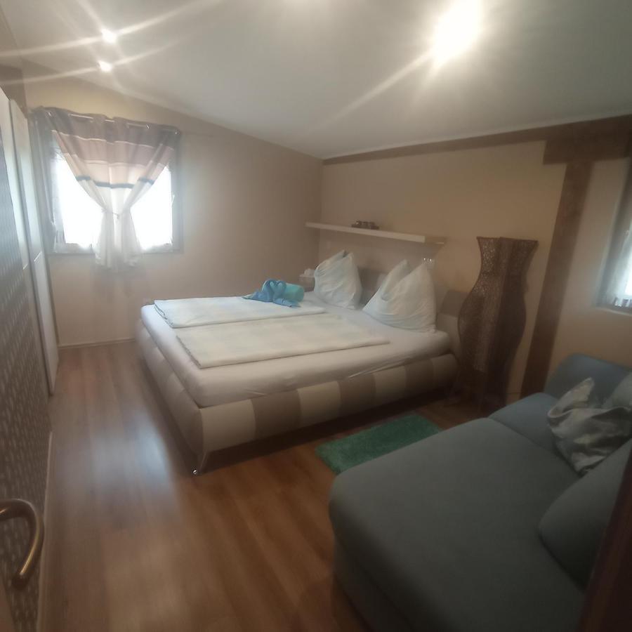 Rozsa Apartman Alsóörs Екстериор снимка