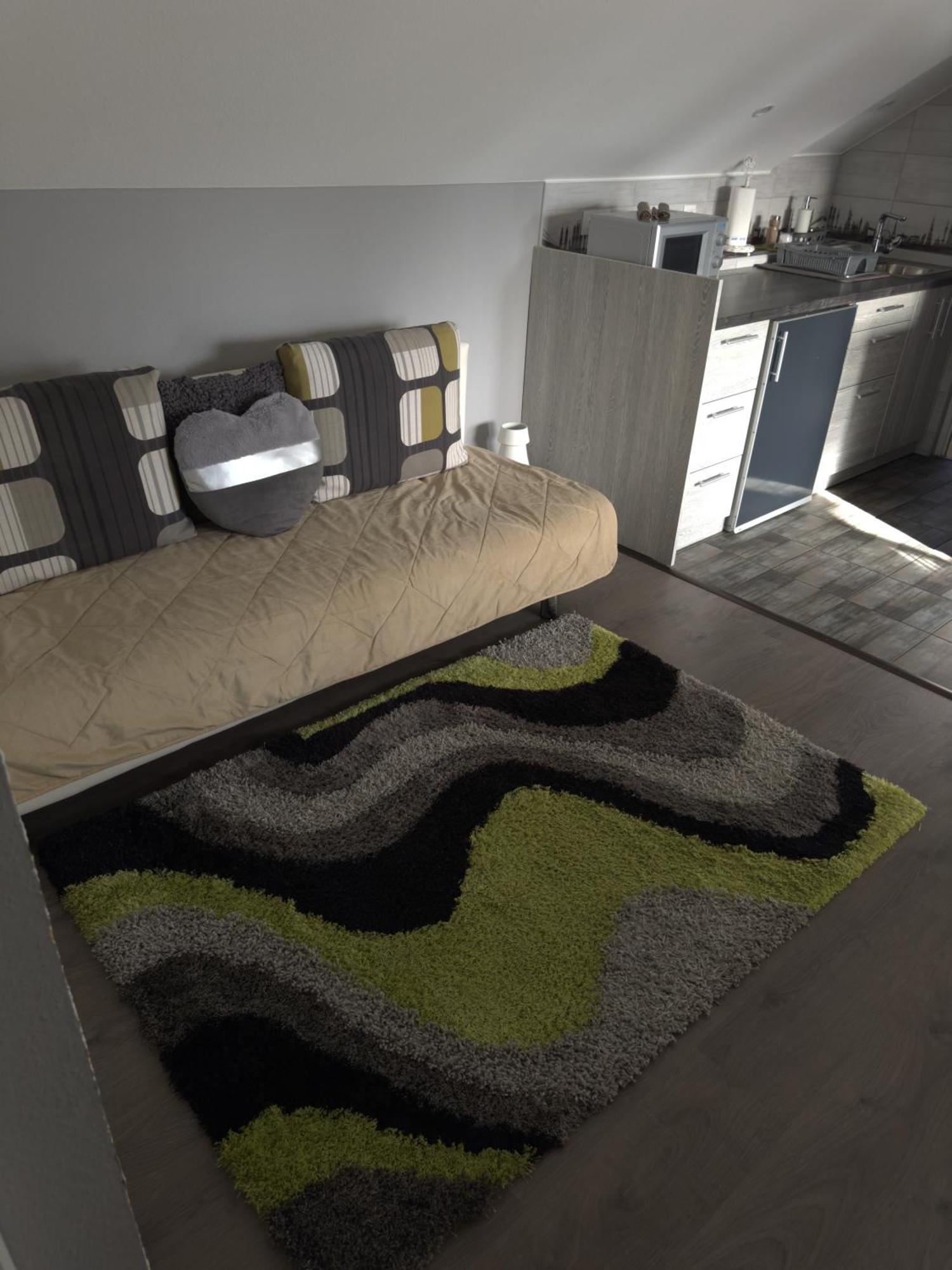 Rozsa Apartman Alsóörs Стая снимка